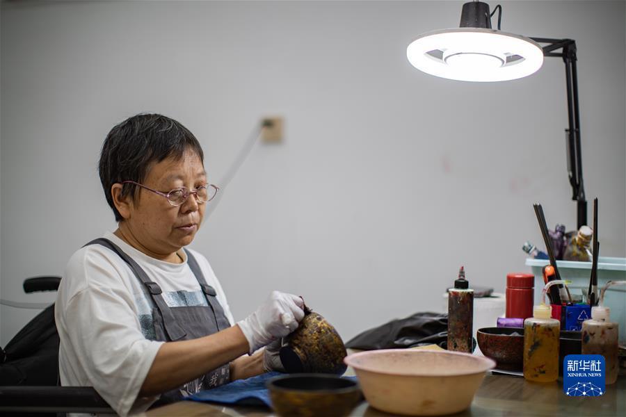 抢庄牛牛棋牌苹果版下载